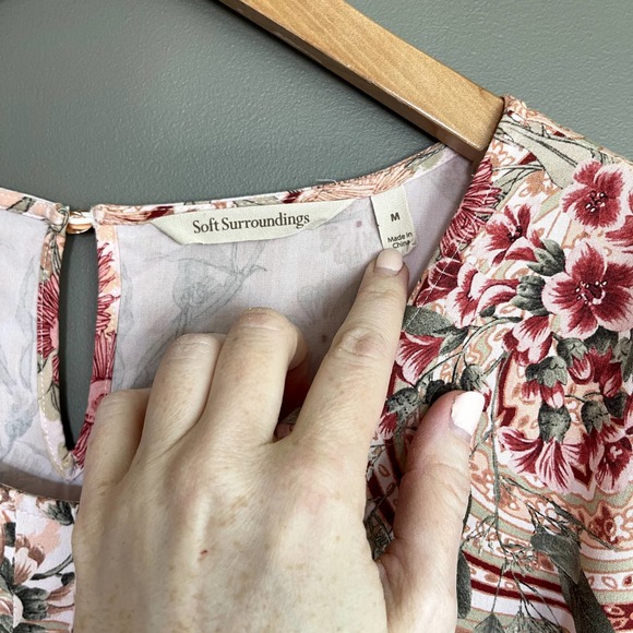 Soft Surroundings Cusabo Top Leopard and Floral Print Size Medium Cream Pink - Picture 7 of 16